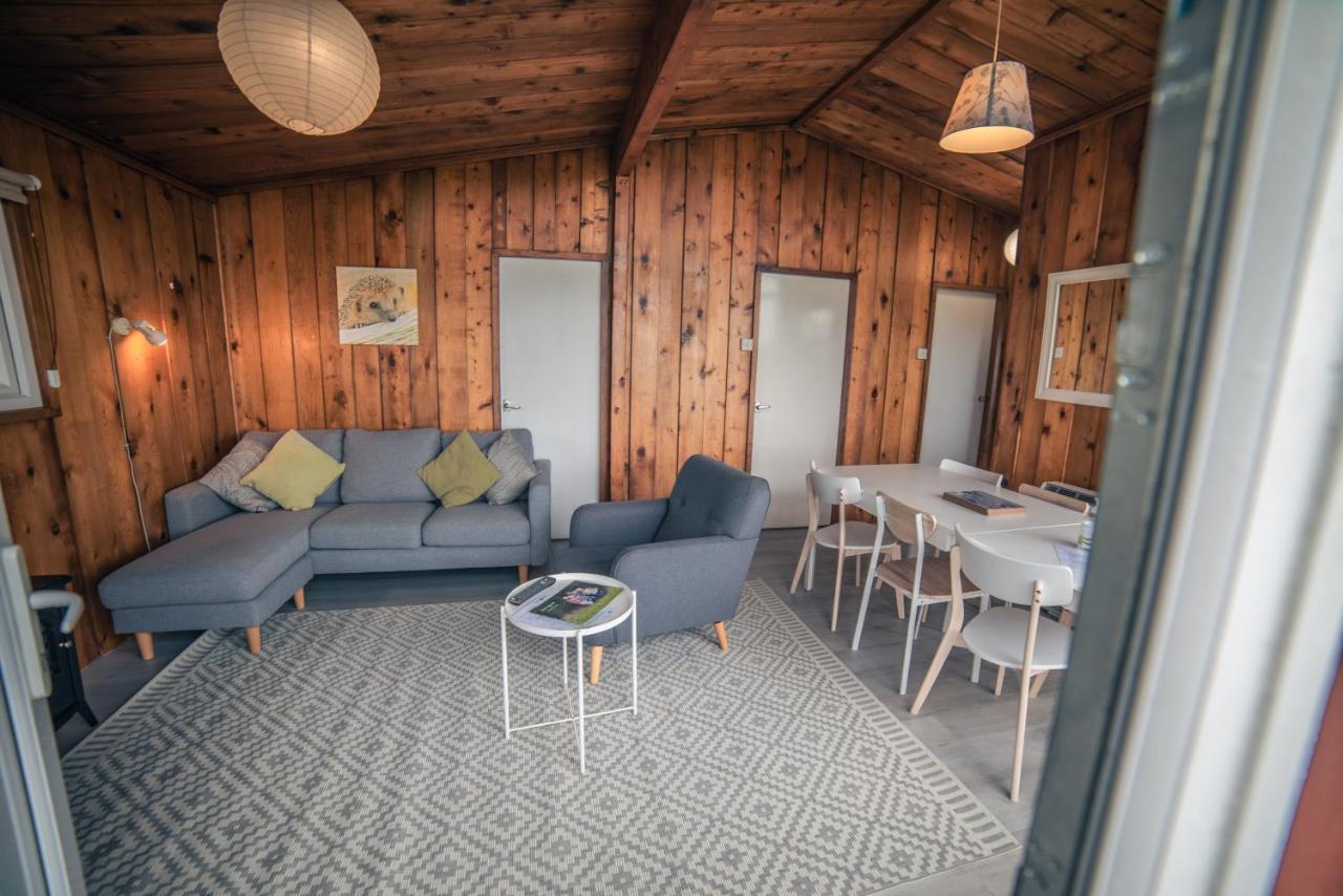 Timber Hill Self Catering Cedar Lodges Broad Haven Exteriér fotografie