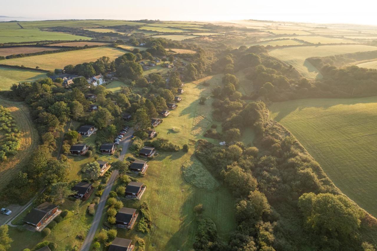 Timber Hill Self Catering Cedar Lodges Broad Haven Exteriér fotografie