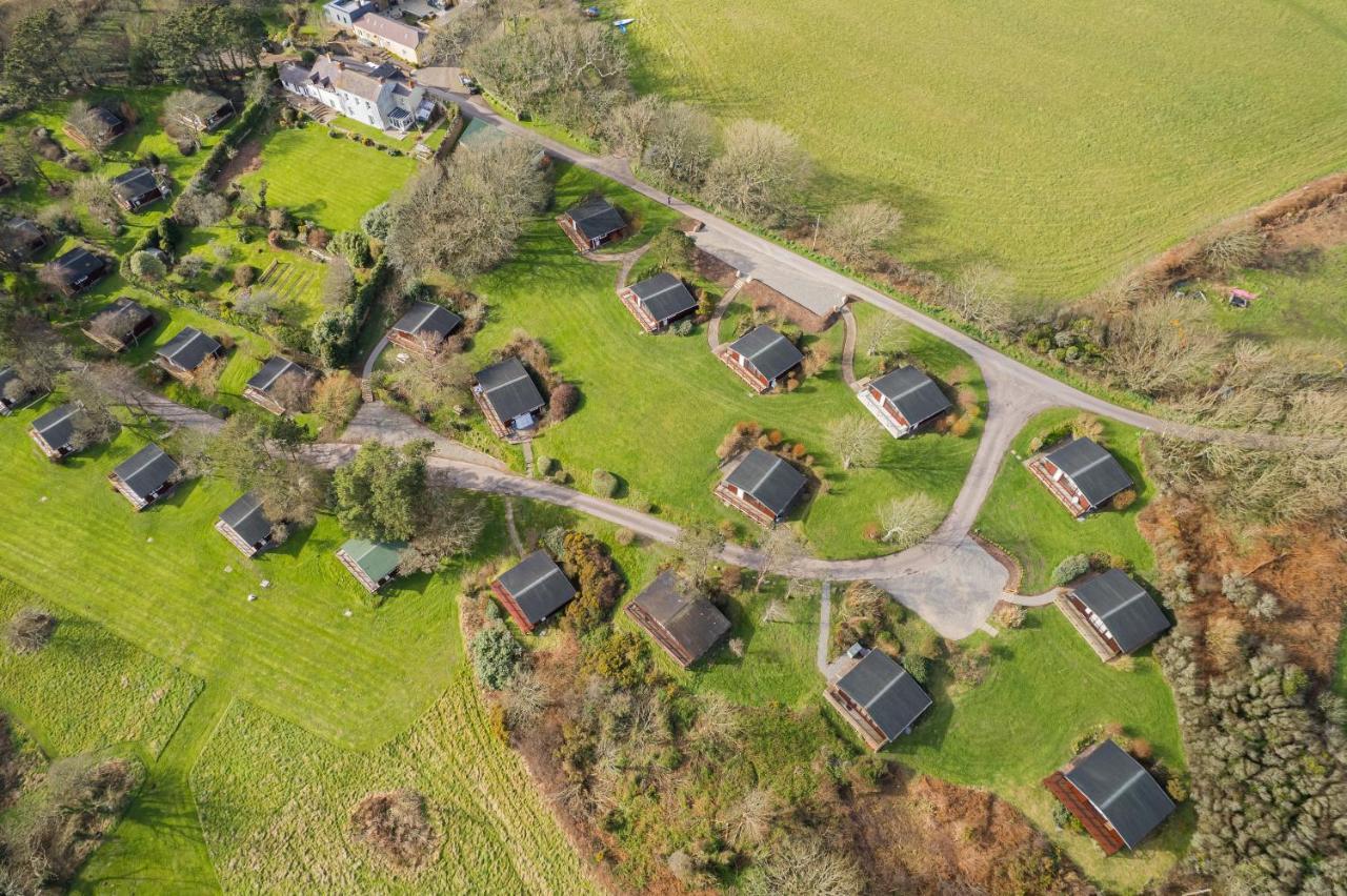 Timber Hill Self Catering Cedar Lodges Broad Haven Exteriér fotografie