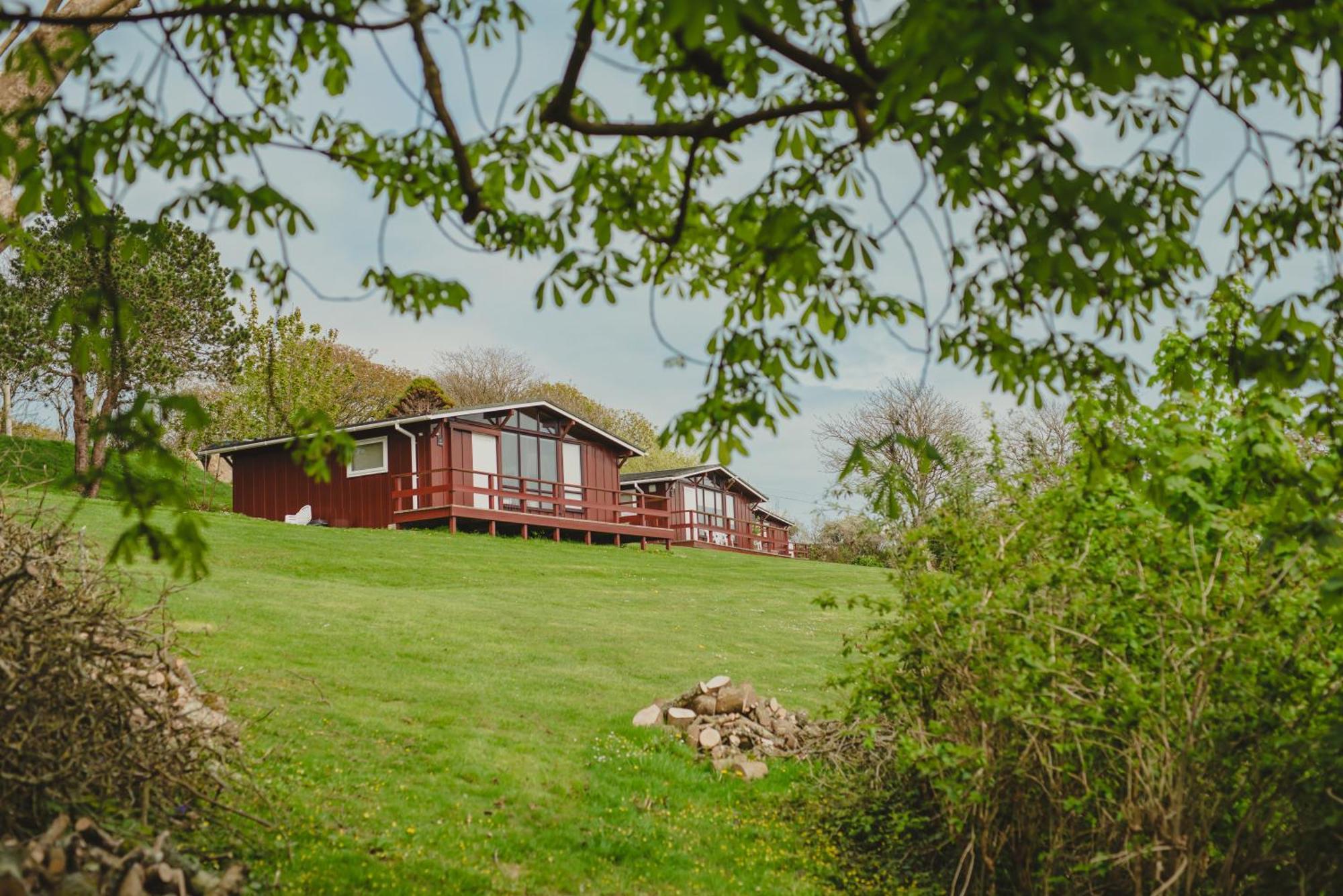 Timber Hill Self Catering Cedar Lodges Broad Haven Exteriér fotografie